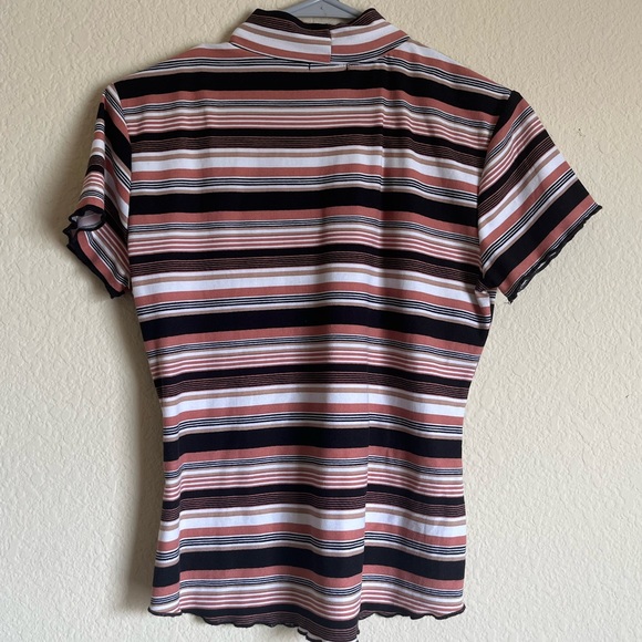 Rue 21 turtleneck striped T-Shirt - Picture 3 of 3